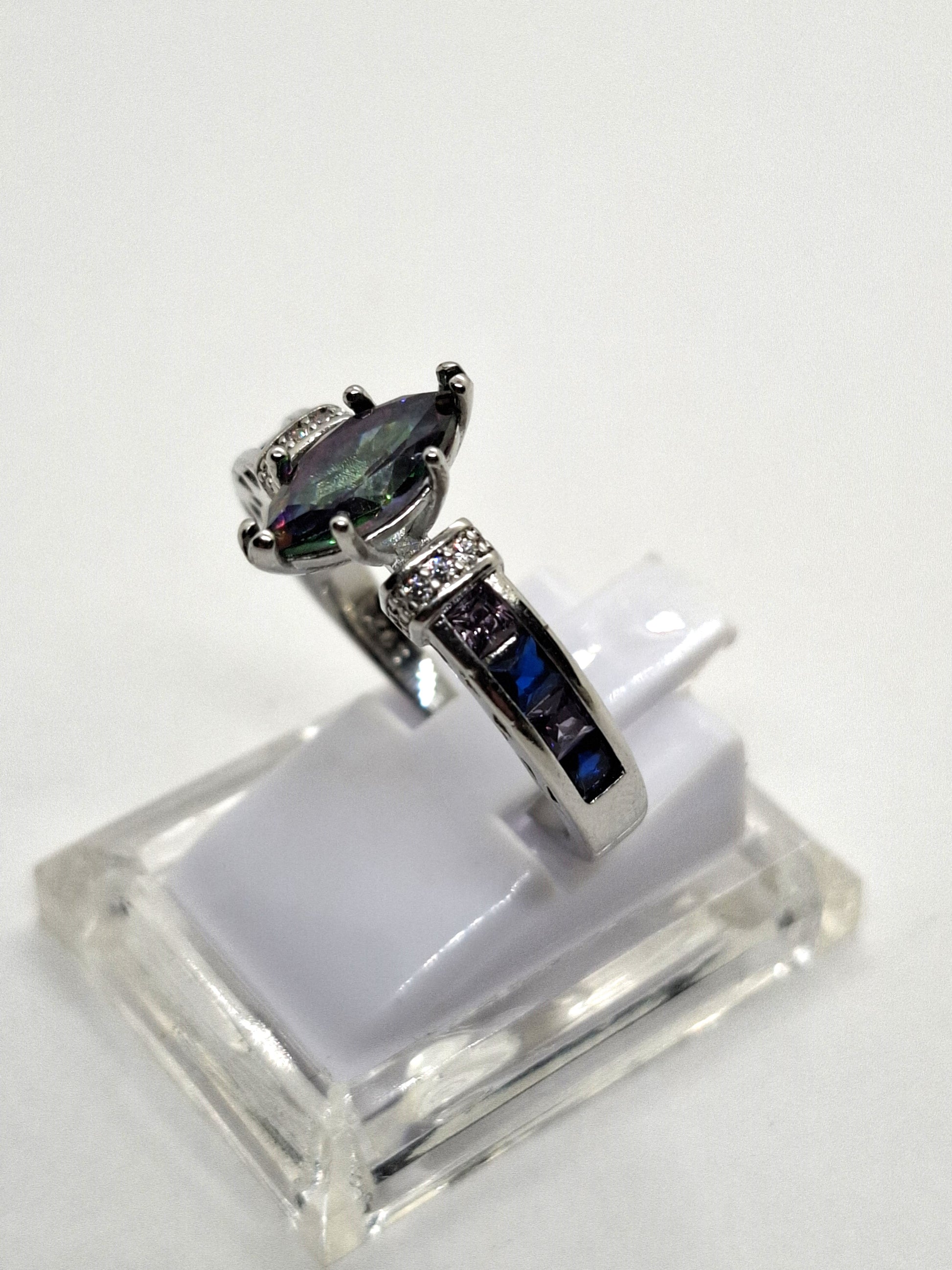 Zilveren ring met kwarts