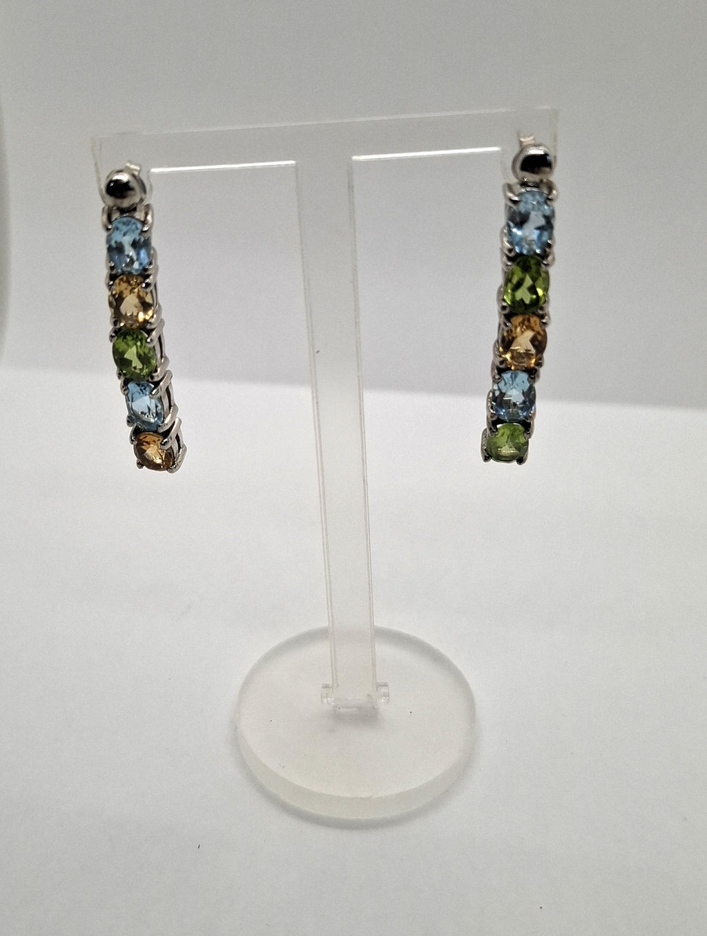 Zilveren damesoorbellen kubus