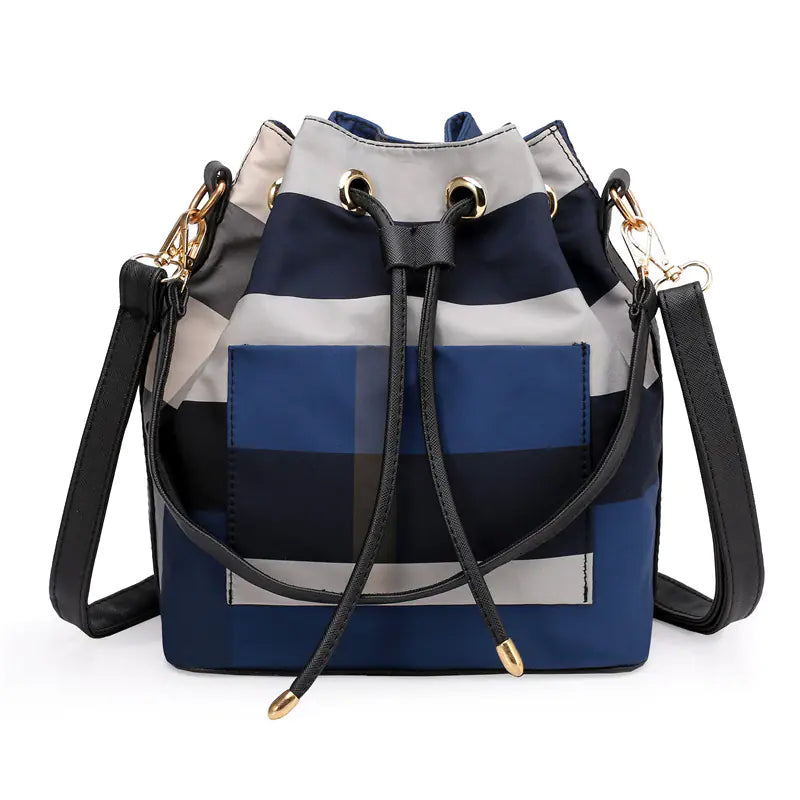 2020 Women's Fashion Nylon Bucket Bag with Hardware